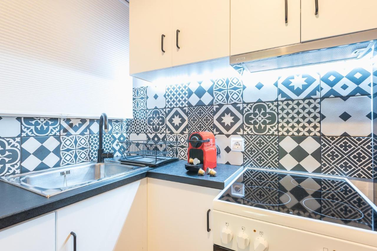 Gorgeous & Modern At Ampelokipi Metro Station By Greece Apartments Atena Exterior foto